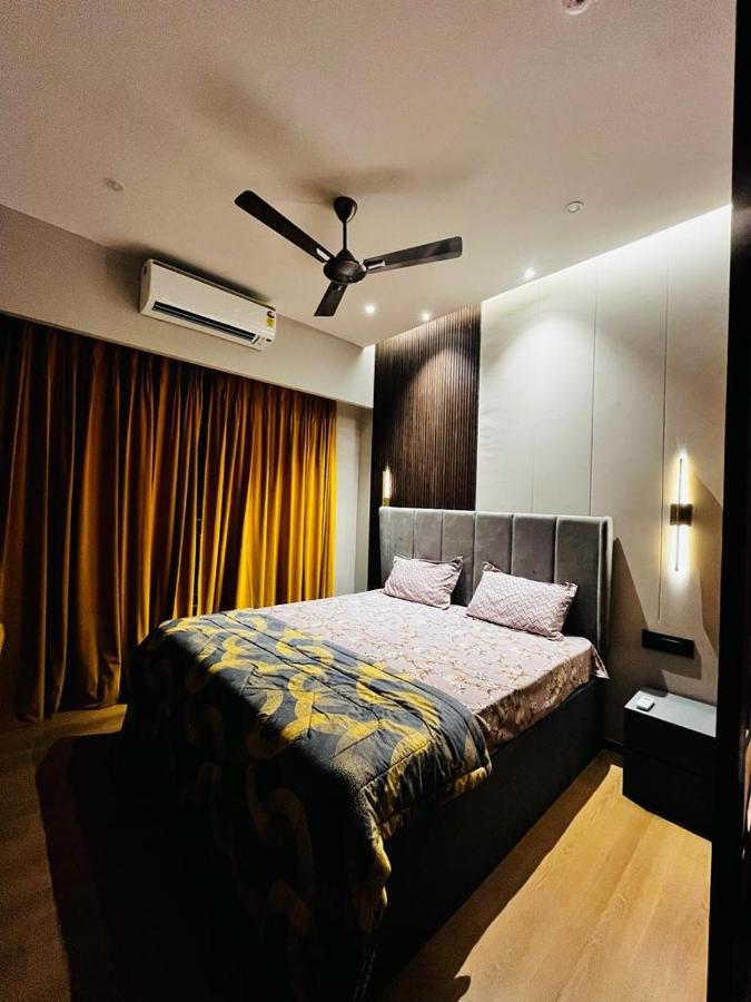Luxe Apartment By Hey Studio'S Ghaziabad Exterior foto